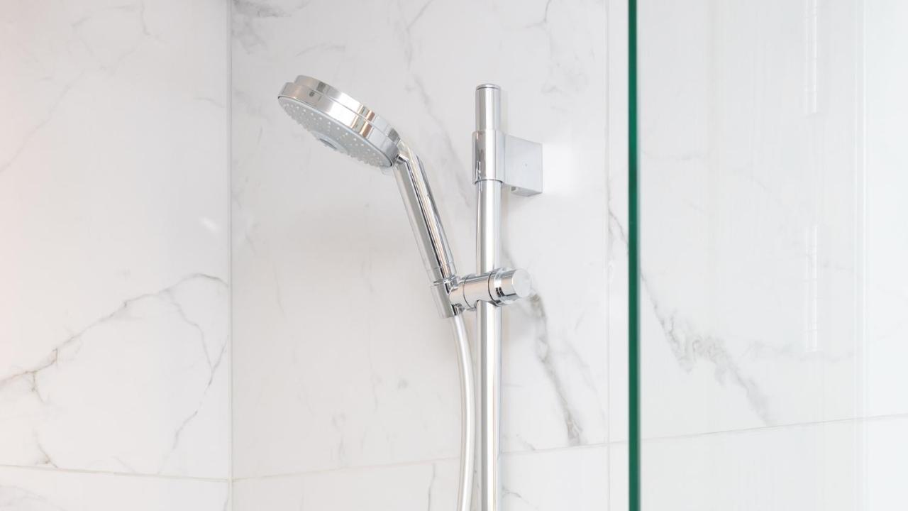 Horizon By Skycity أوكلاند المظهر الخارجي الصورة A shower head