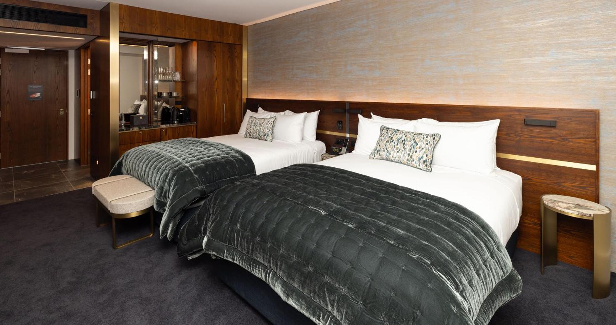 Horizon By Skycity أوكلاند المظهر الخارجي الصورة A bedroom at The Ivy Collection